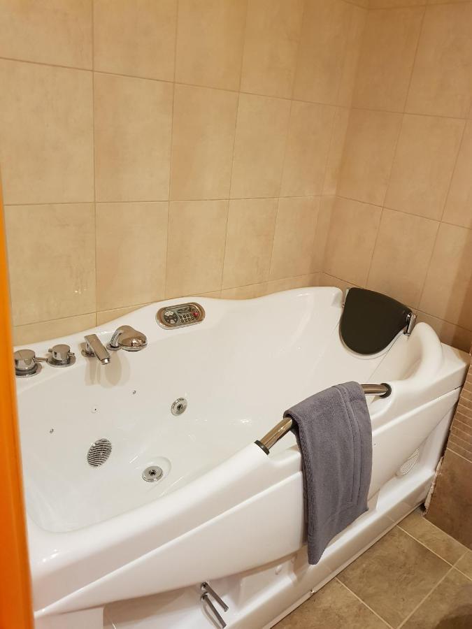 Lidra Hotel Aridaía Buitenkant foto